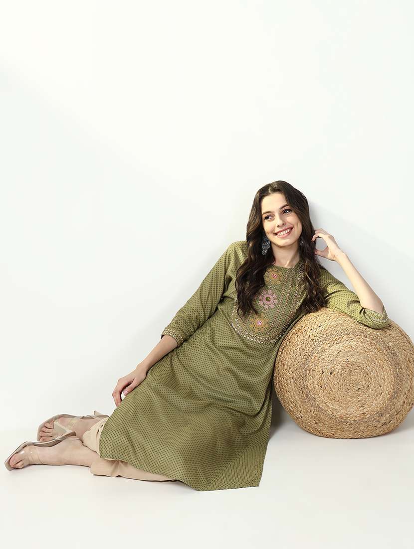 women three quarter sleeve straight kurta - 21632734 -  Standard Image - 3