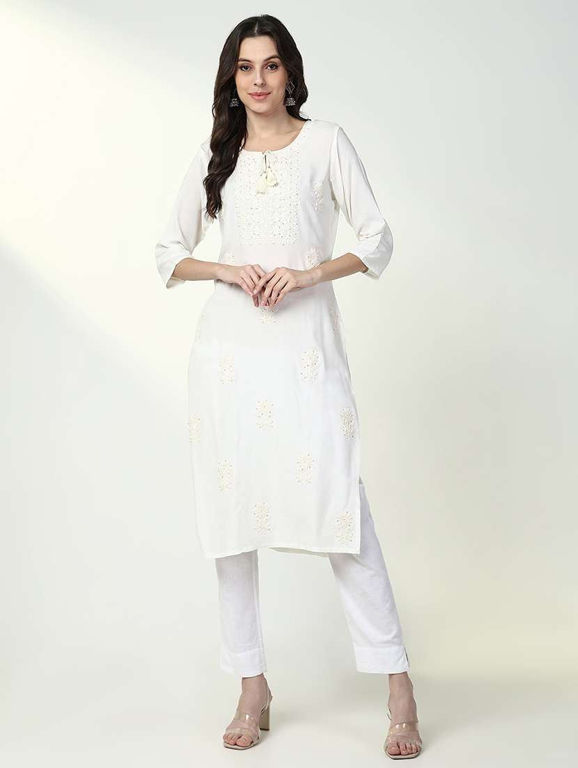 women three quarter sleeve straight chikankari kurta