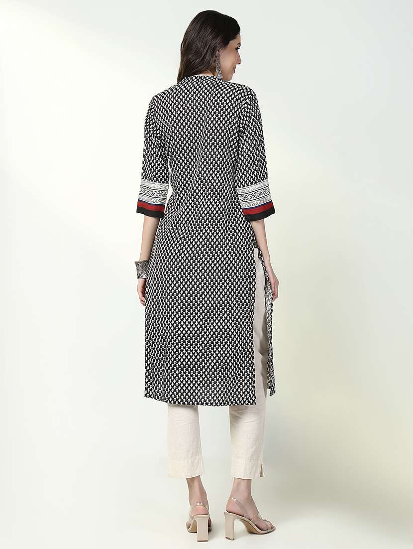 women black printed three quarter sleeve straight kurta - 21632740 -  Standard Image - 5