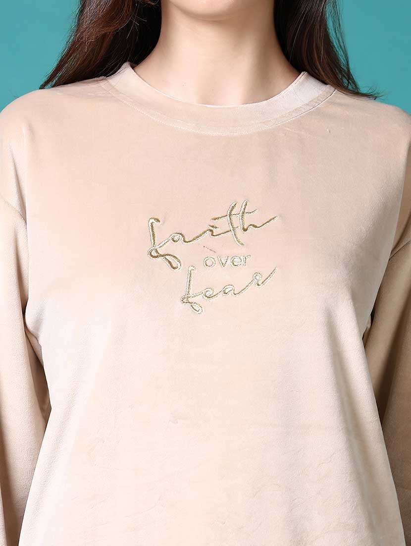 women chest print long sleeves sweatshirt - 21632832 -  Standard Image - 5