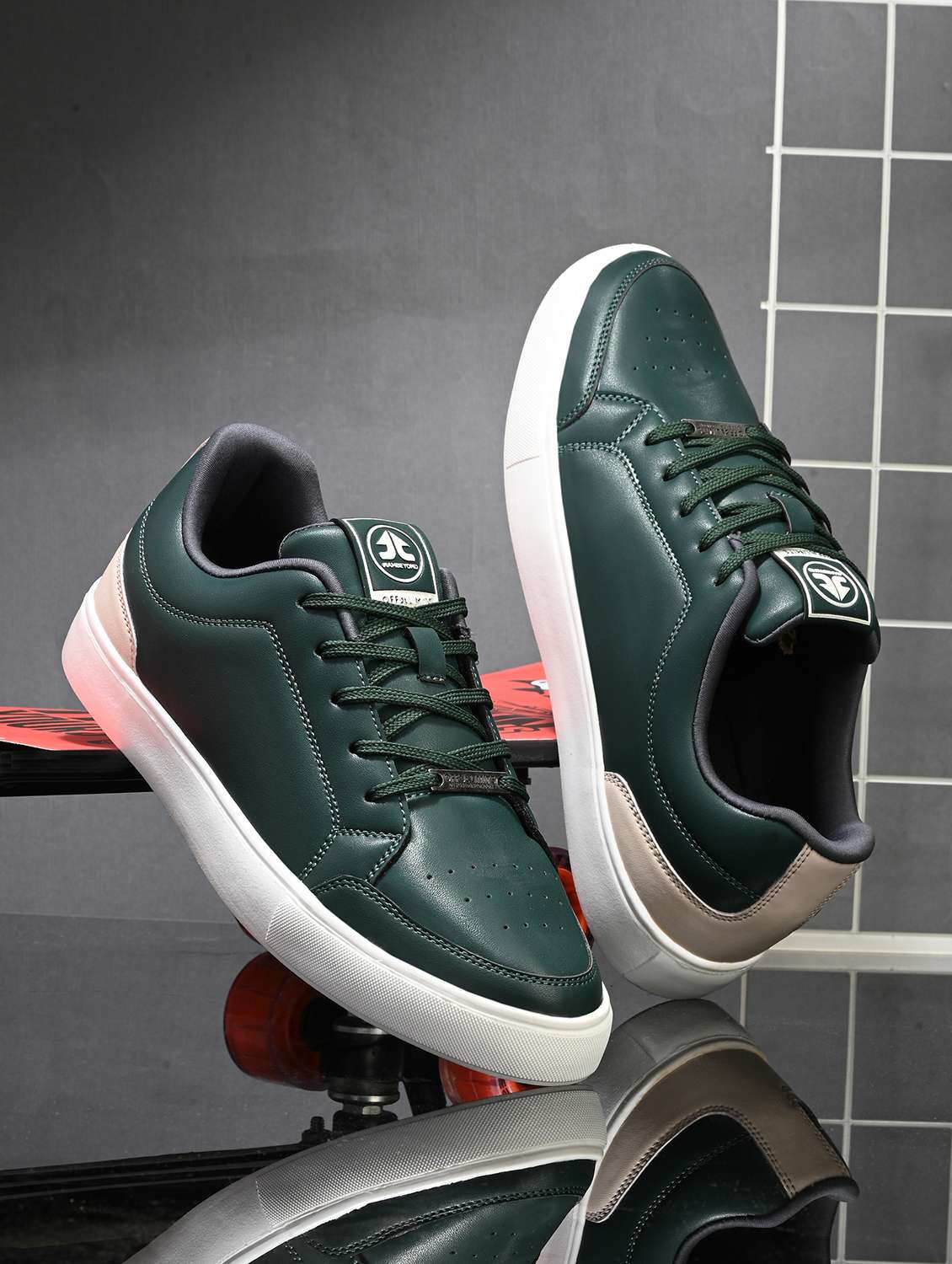 men solid lace up sneaker - 21633522 - Zoom Image - 0