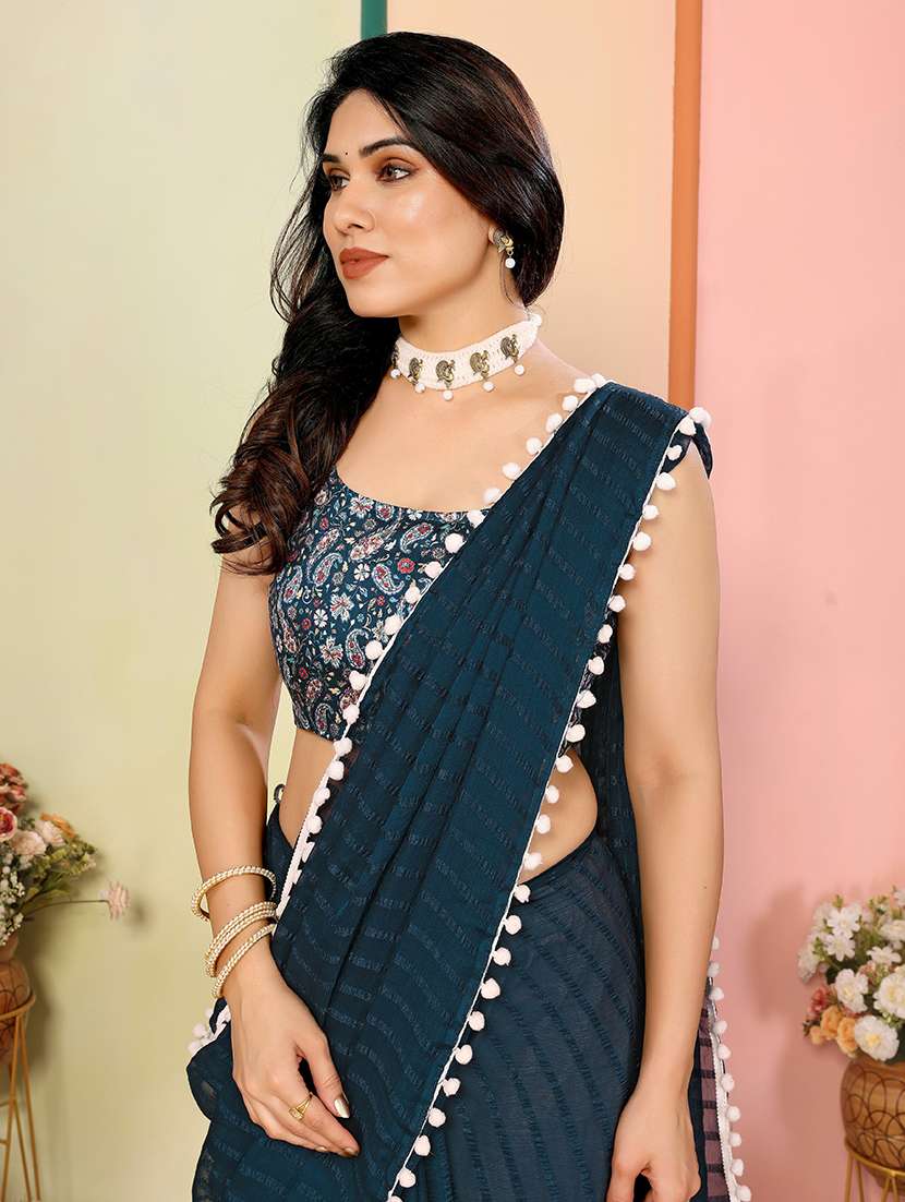 women self design plain saree with blouse - 21634129 -  Standard Image - 3