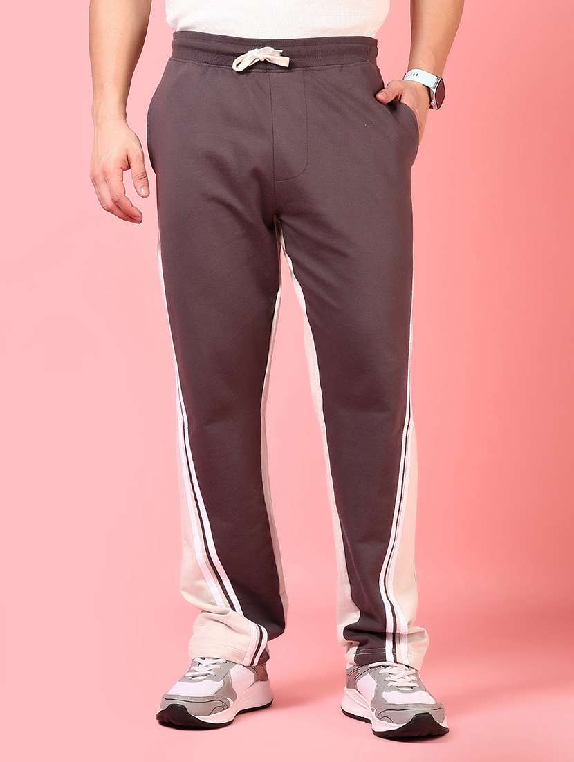 men colo blocked ankle length track pant