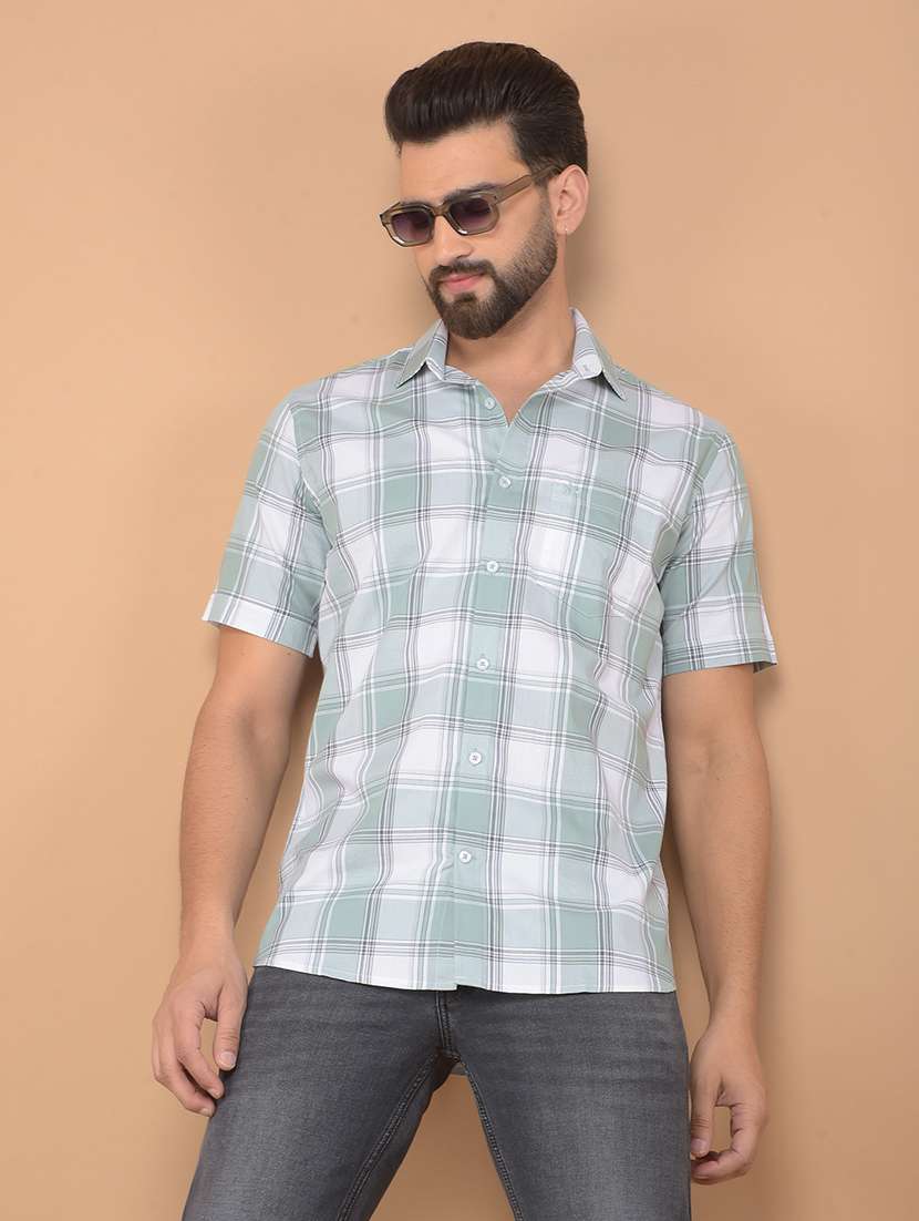 men checkered short sleeve casual shirt