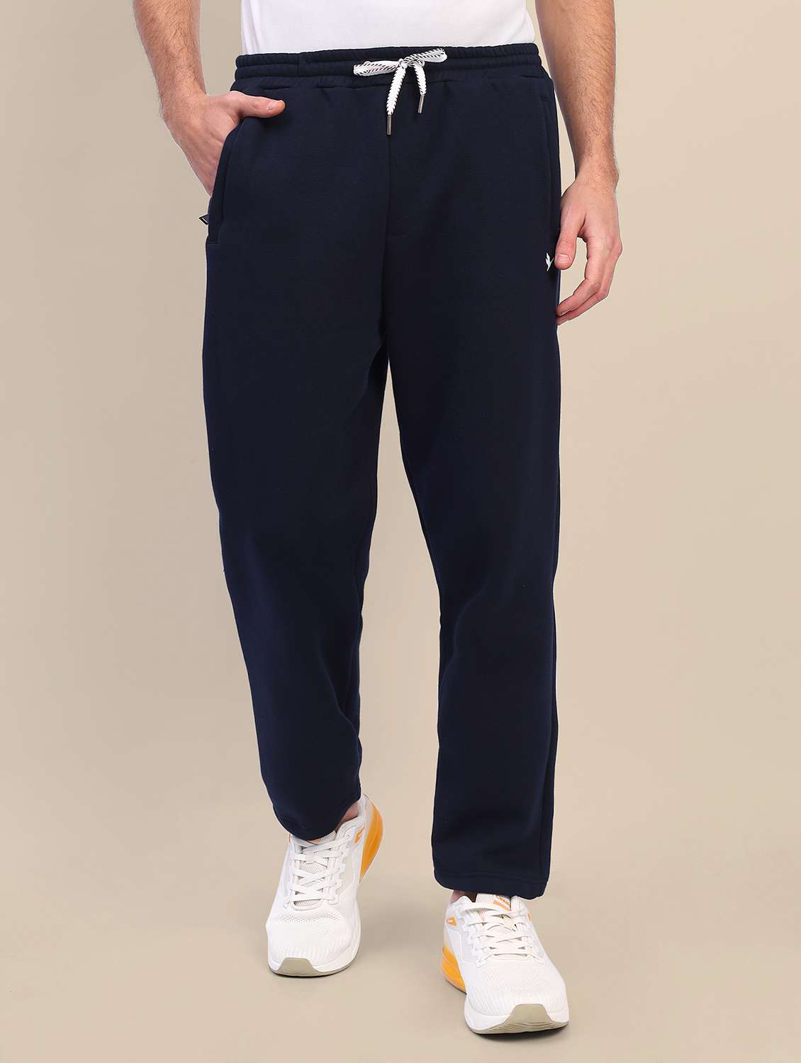 men solid full length track pants