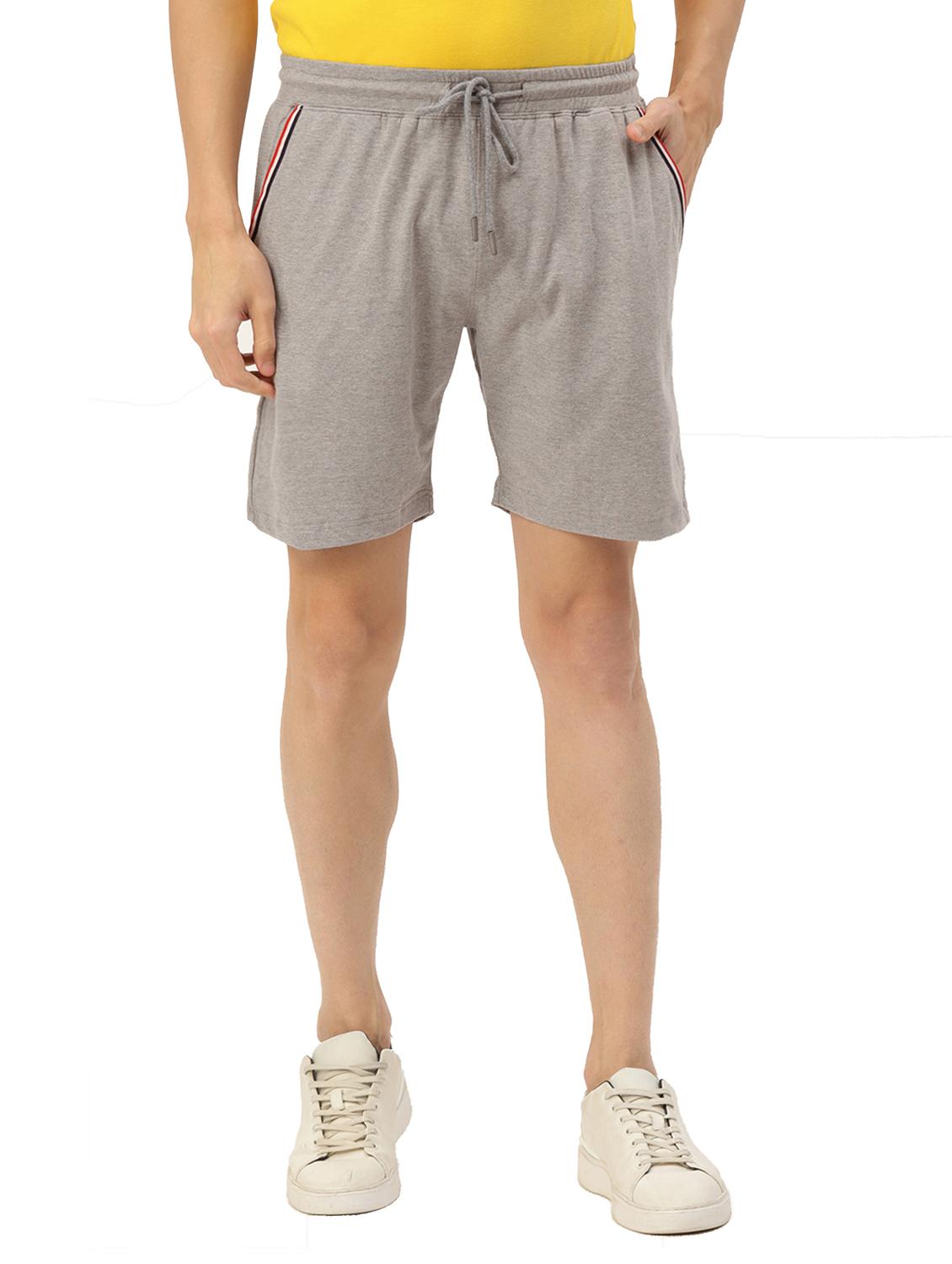 men solid mid rise shorts - 21636219 - Zoom Image - 0