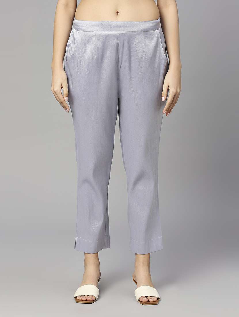 women mid rise solid tapered pant
