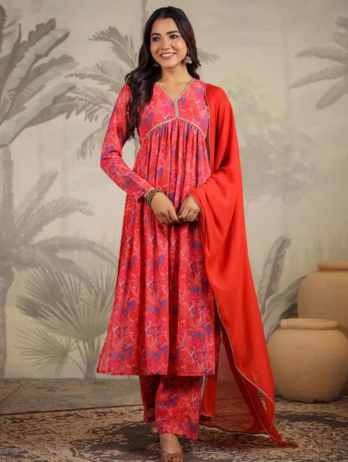 women red floral printed suit set - 21638174 -  Standard Image - 0