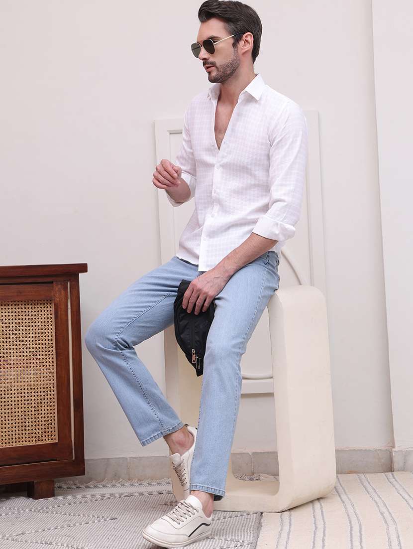 men regular fit textured casual shirt  - 21638587 -  Standard Image - 3