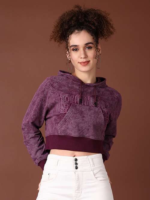 women long sleeves chest print sweatshirt - 21638785 -  Standard Image - 0