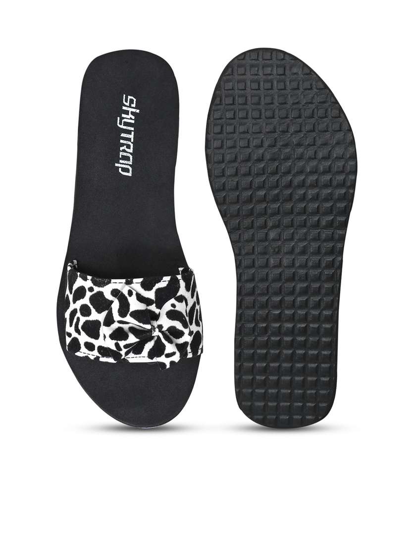 women black open toe flip flops - 21640331 -  Standard Image - 3