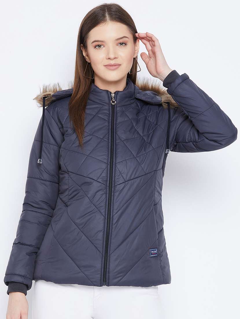 women plain hood neck & long sleeve quilted jacket