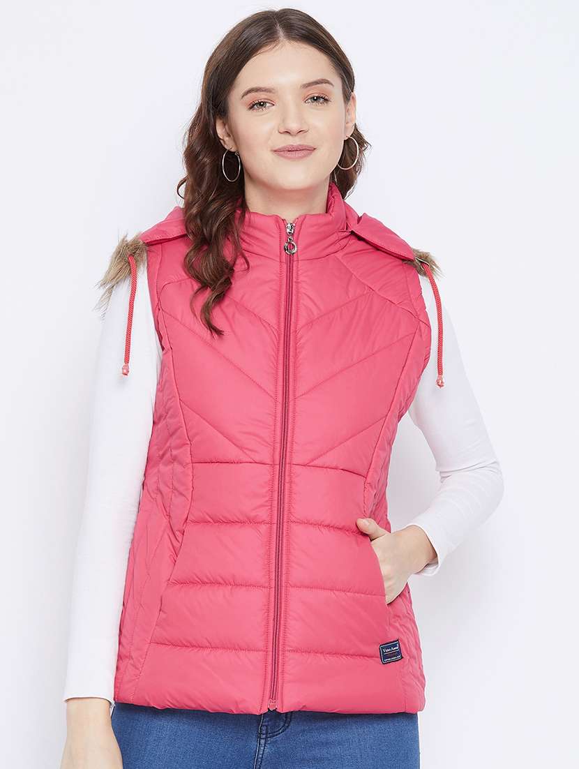 women plain hood neck & sleeveless quilted jacket