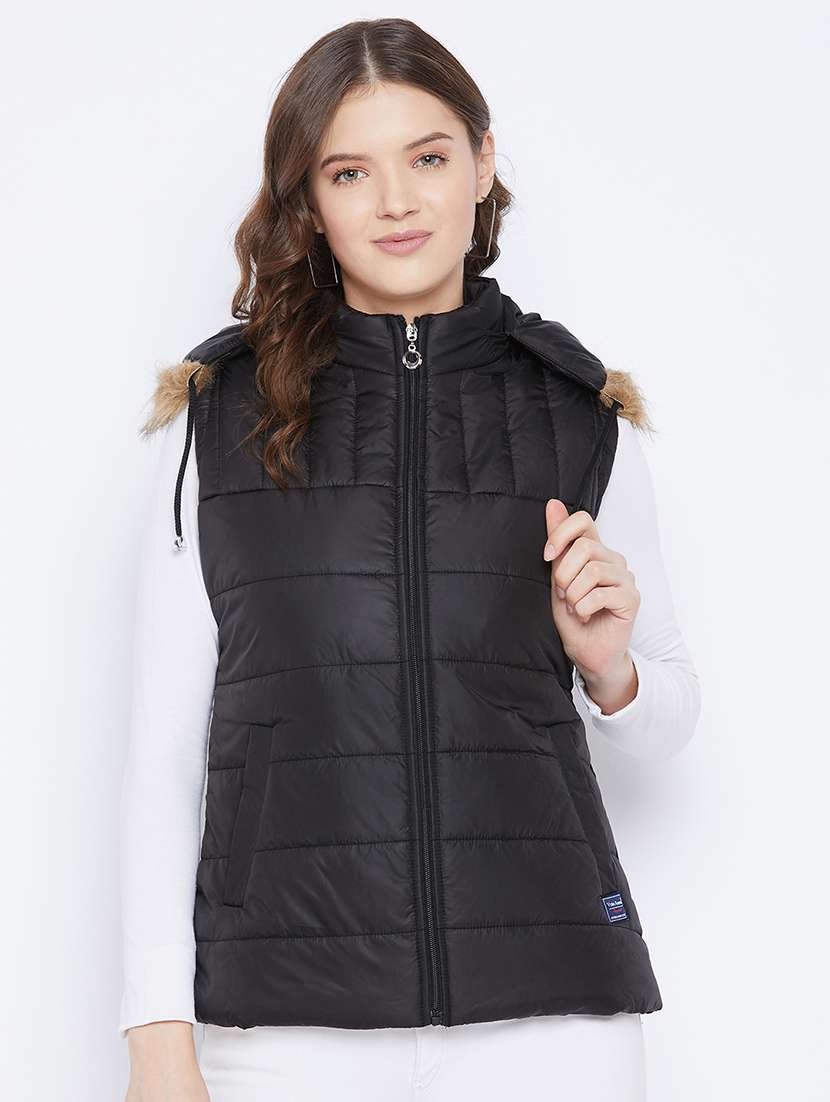 women plain hood neck & sleeveless quilted jacket