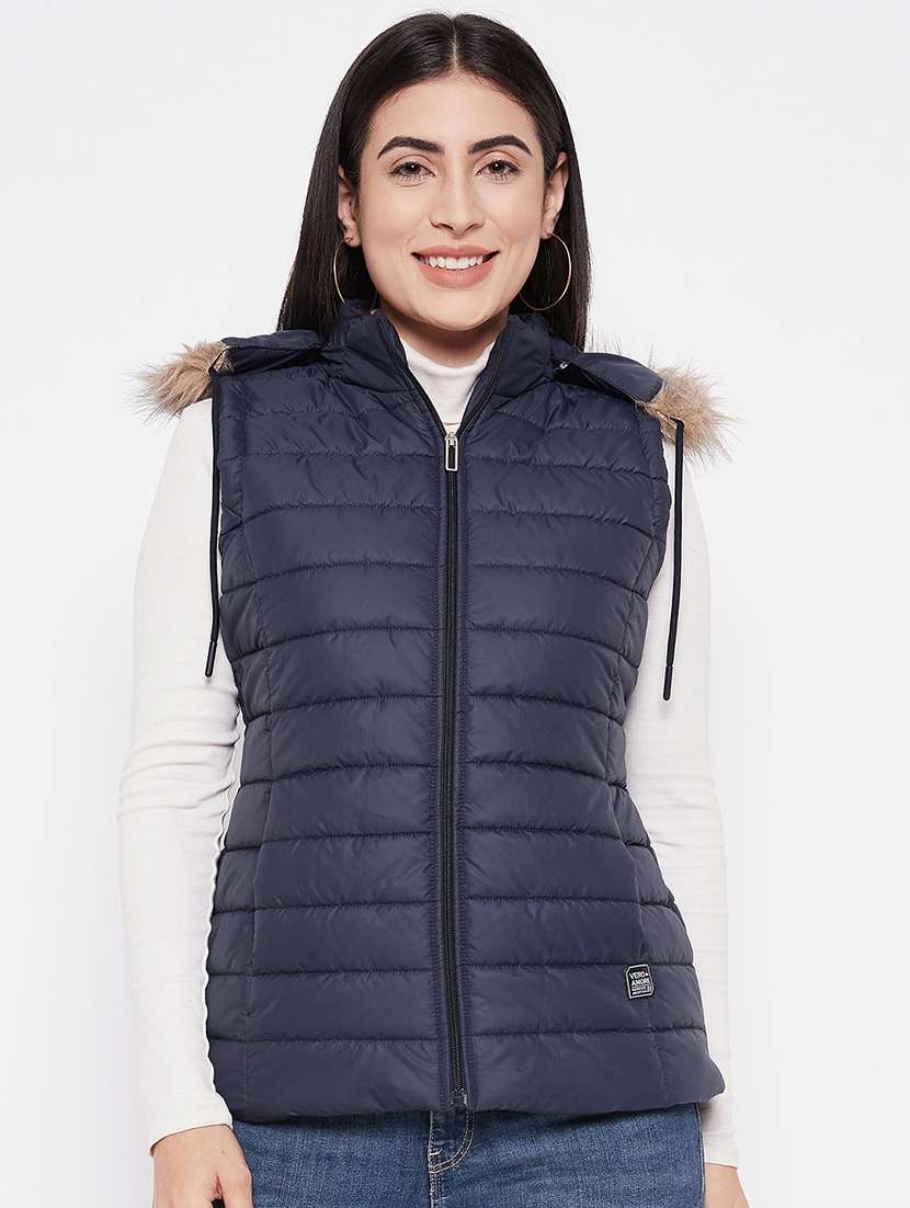 women plain hood neck & sleeveless quilted jacket