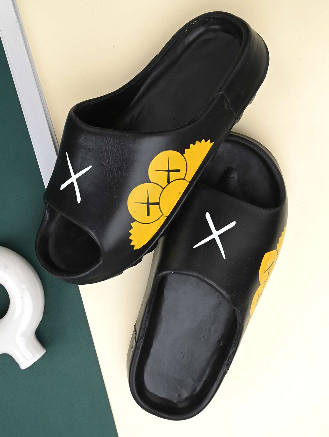 men printed slider flip flop - 21641106 -  Zoom Image - 0