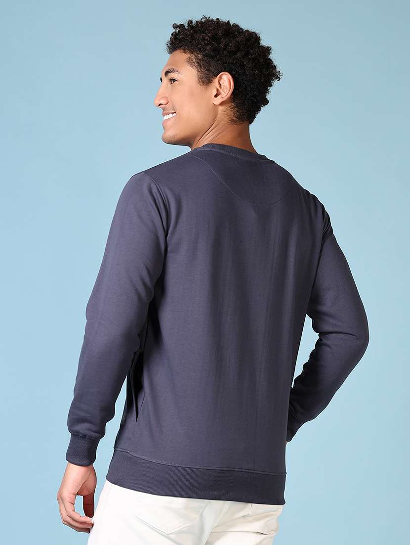 men long sleeves chest print sweatshirt - 21642639 -  Standard Image - 3