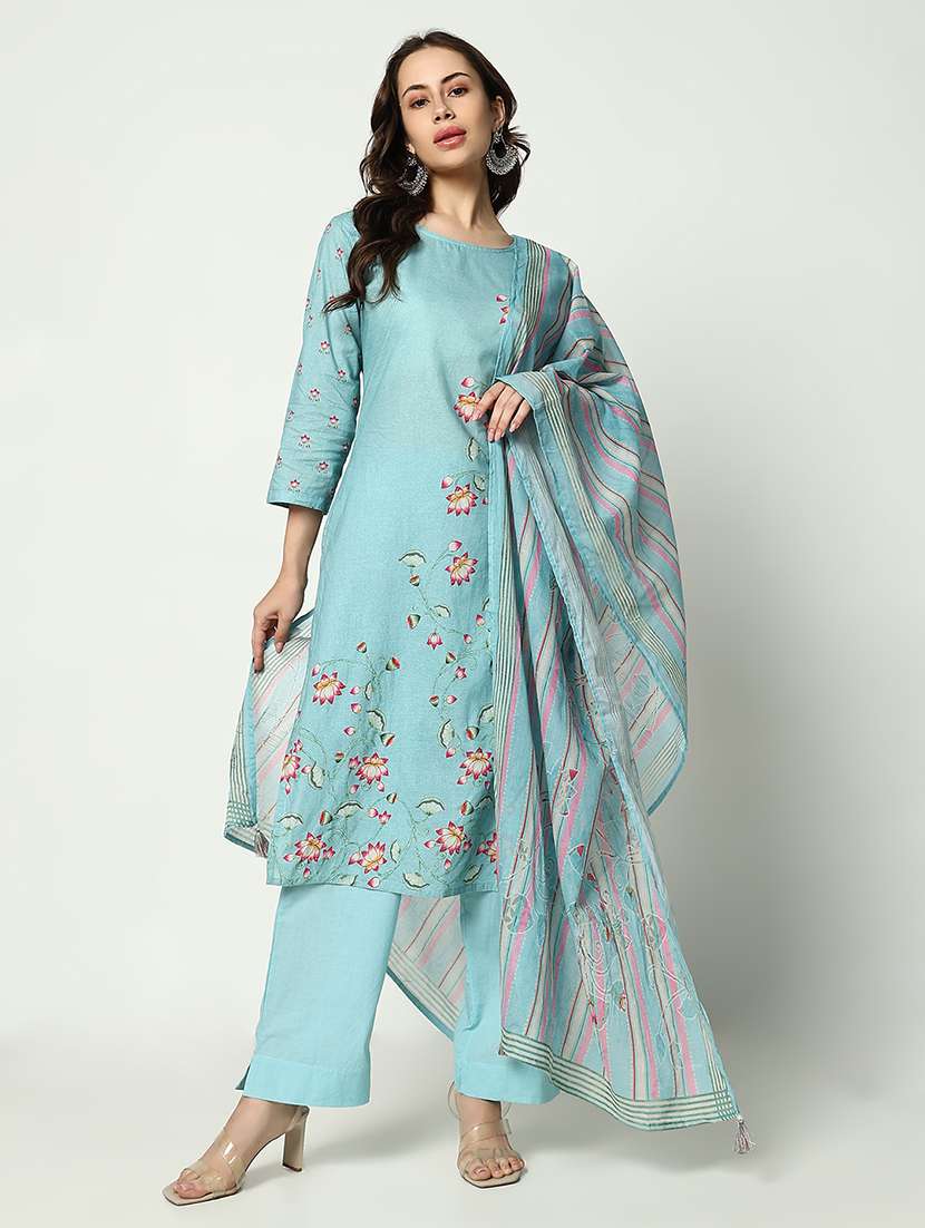 women three quarter sleeve kurta pant with dupatta set