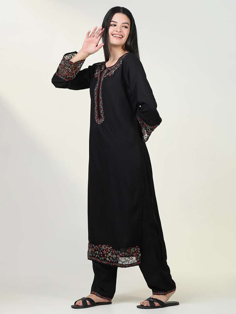 women embroidered kurta pant set with dupatta - 21643248 -  Standard Image - 5