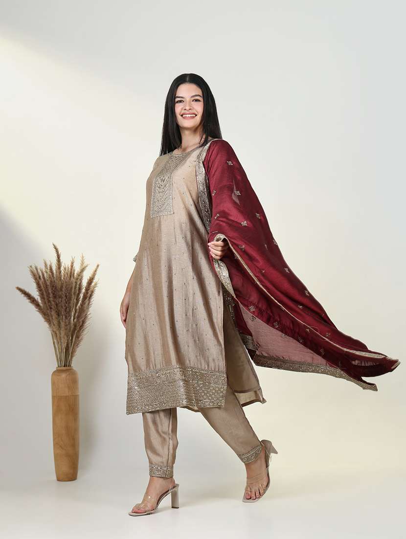 women three quarter sleeve kurta pant with dupatta set - 21643256 -  Standard Image - 5