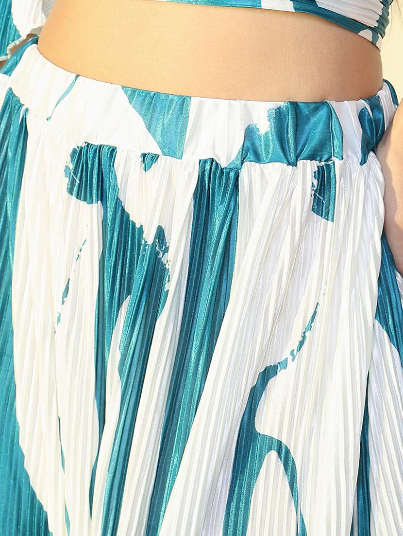 women printed top and skirt co-ord set - 21643274 -  Standard Image - 8