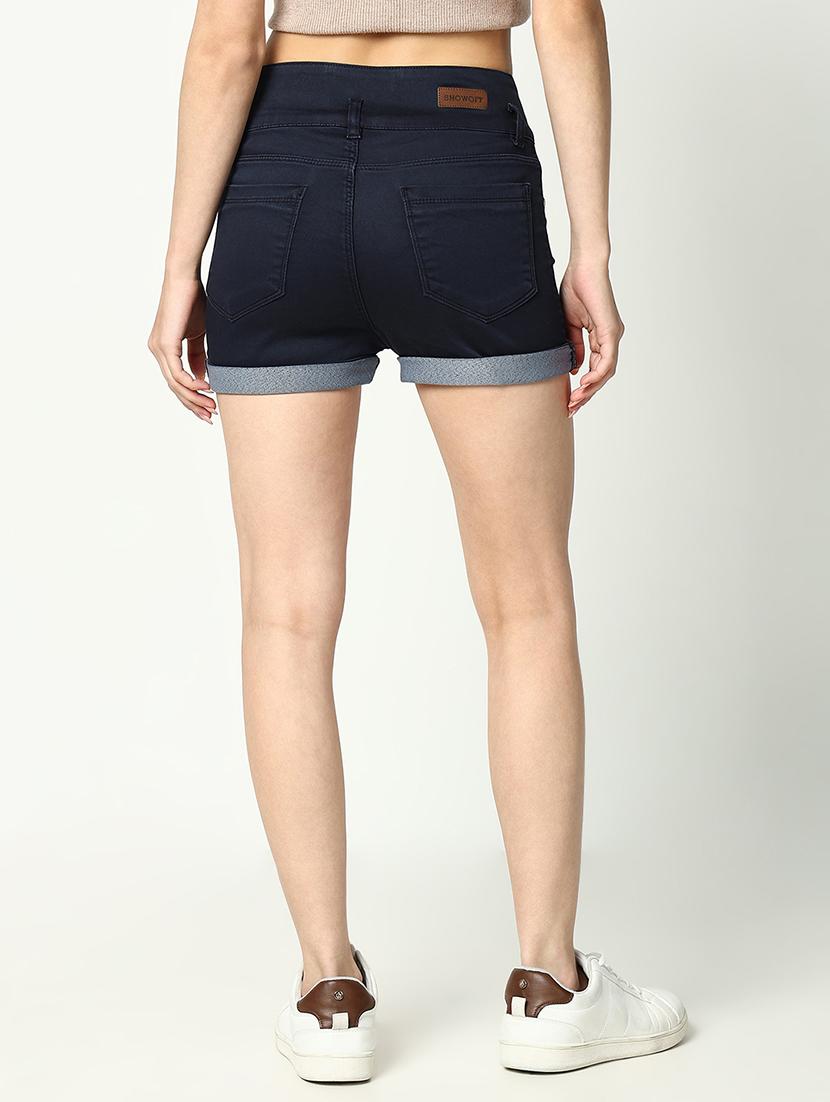 women solid mid rise denim short - 21643323 - Standard Image - 3