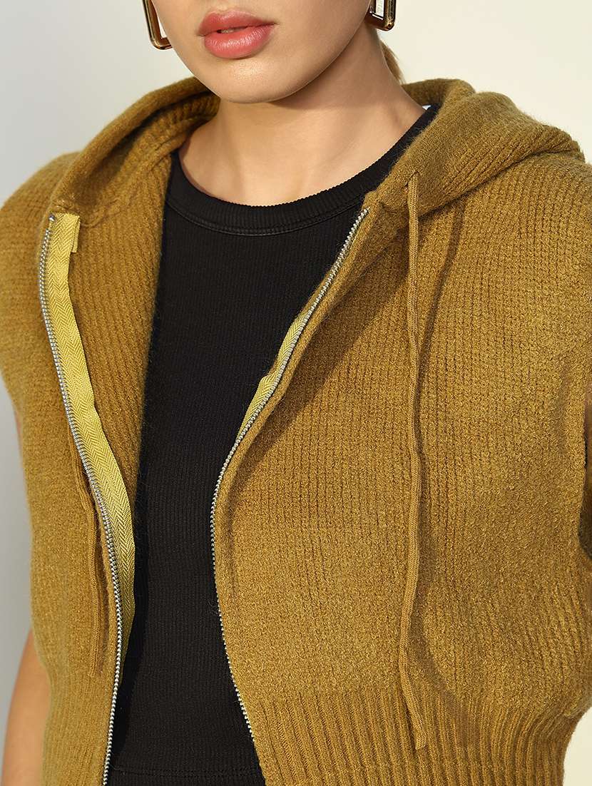 women hooded sleeveless top - 21643394 -  Standard Image - 5