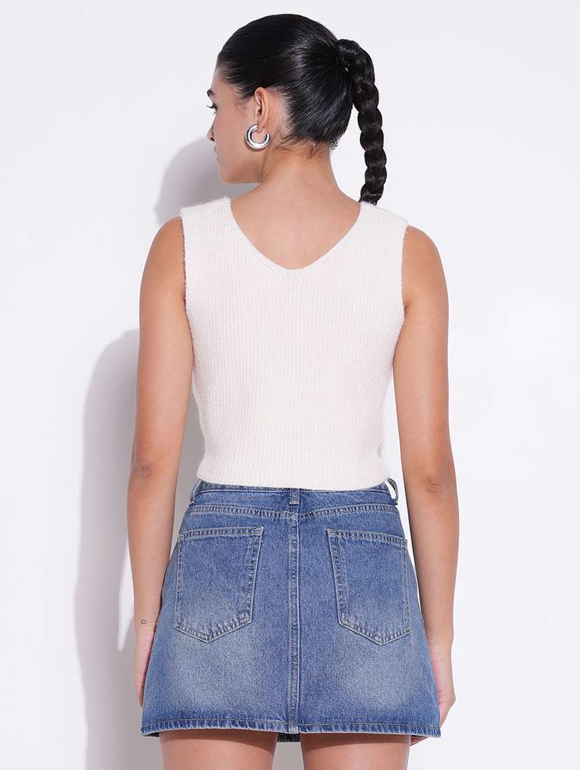 women solid sleeveless crop top - 21643476 -  Standard Image - 3