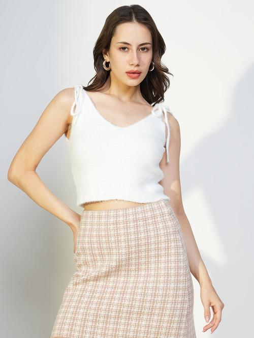 women white solid sleeveless crop top - 21643508 -  Standard Image - 0