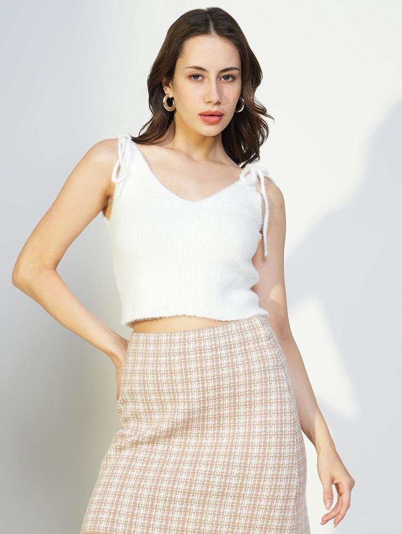 women white solid sleeveless crop top - 21643508 -  Zoom Image - 0