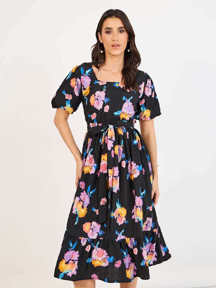 women black florals puff sleeve tiered dress - 21643767 -  Standard Image - 3