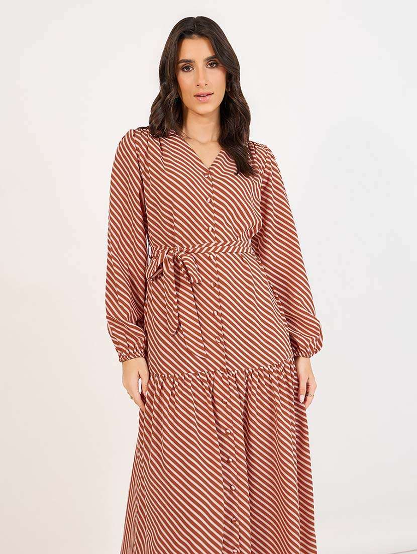women striped puff sleeves tiered dress - 21643791 -  Standard Image - 3