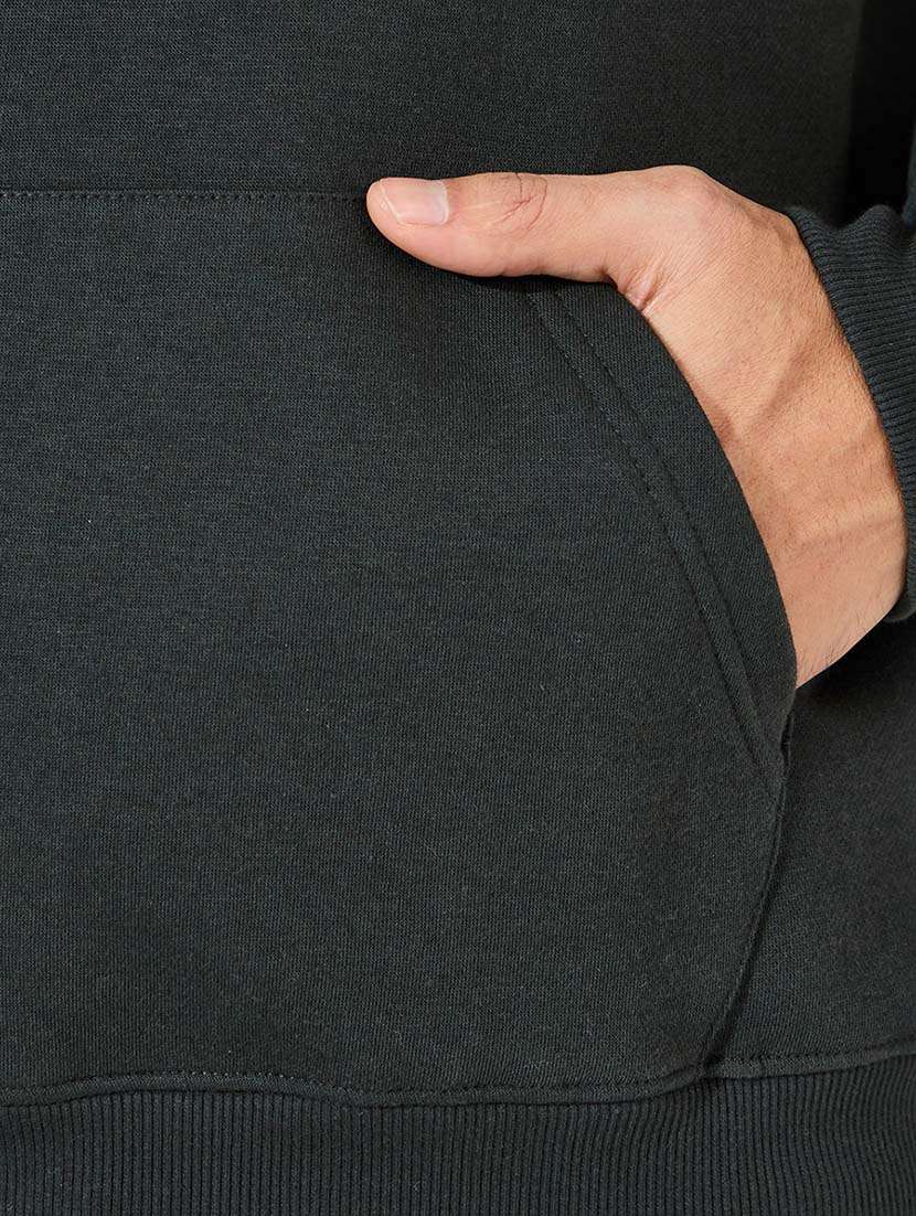 men long sleeves plain sweatshirt - 21643923 - Standard Image - 3