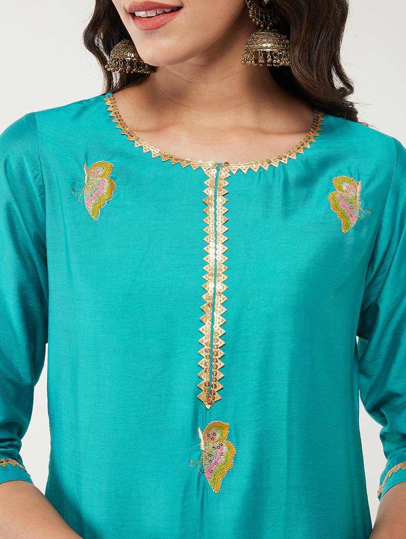 women embroidered round neck kurta pant set - 21644061 - Standard Image - 5