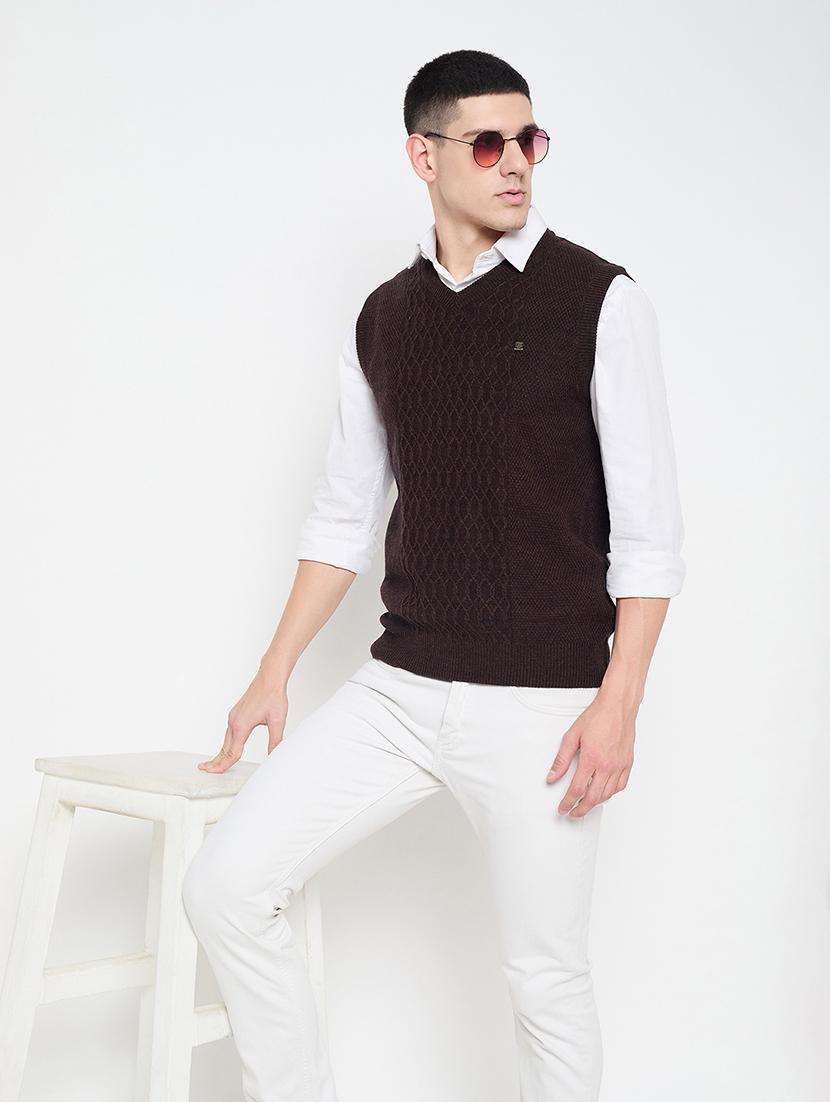 men sleeveless self design pullover - 21644371 - Standard Image - 3