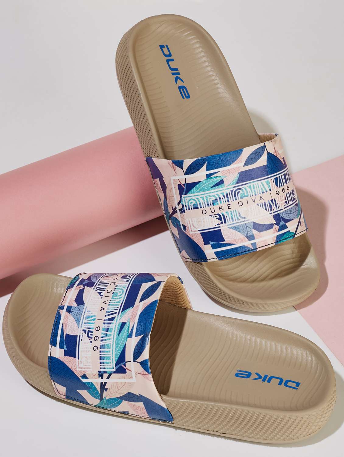 women printed comfortable slides - 21645050 -  Zoom Image - 0
