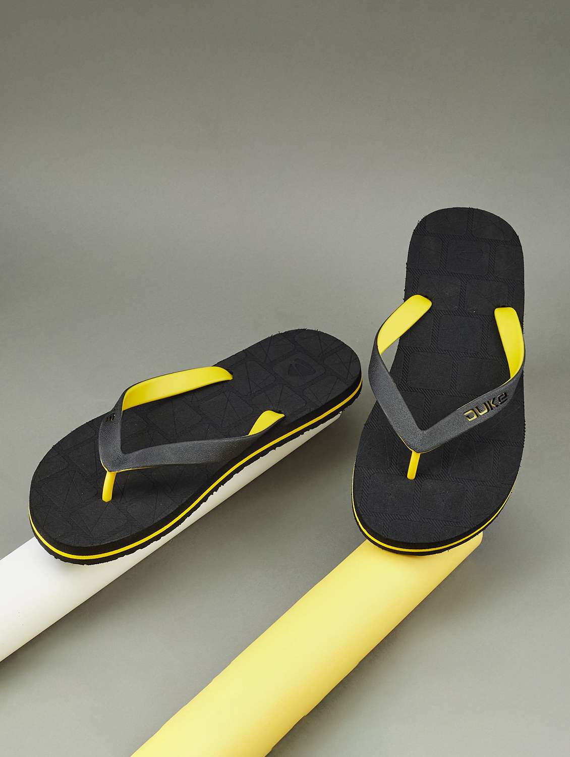 men black slip on slipper