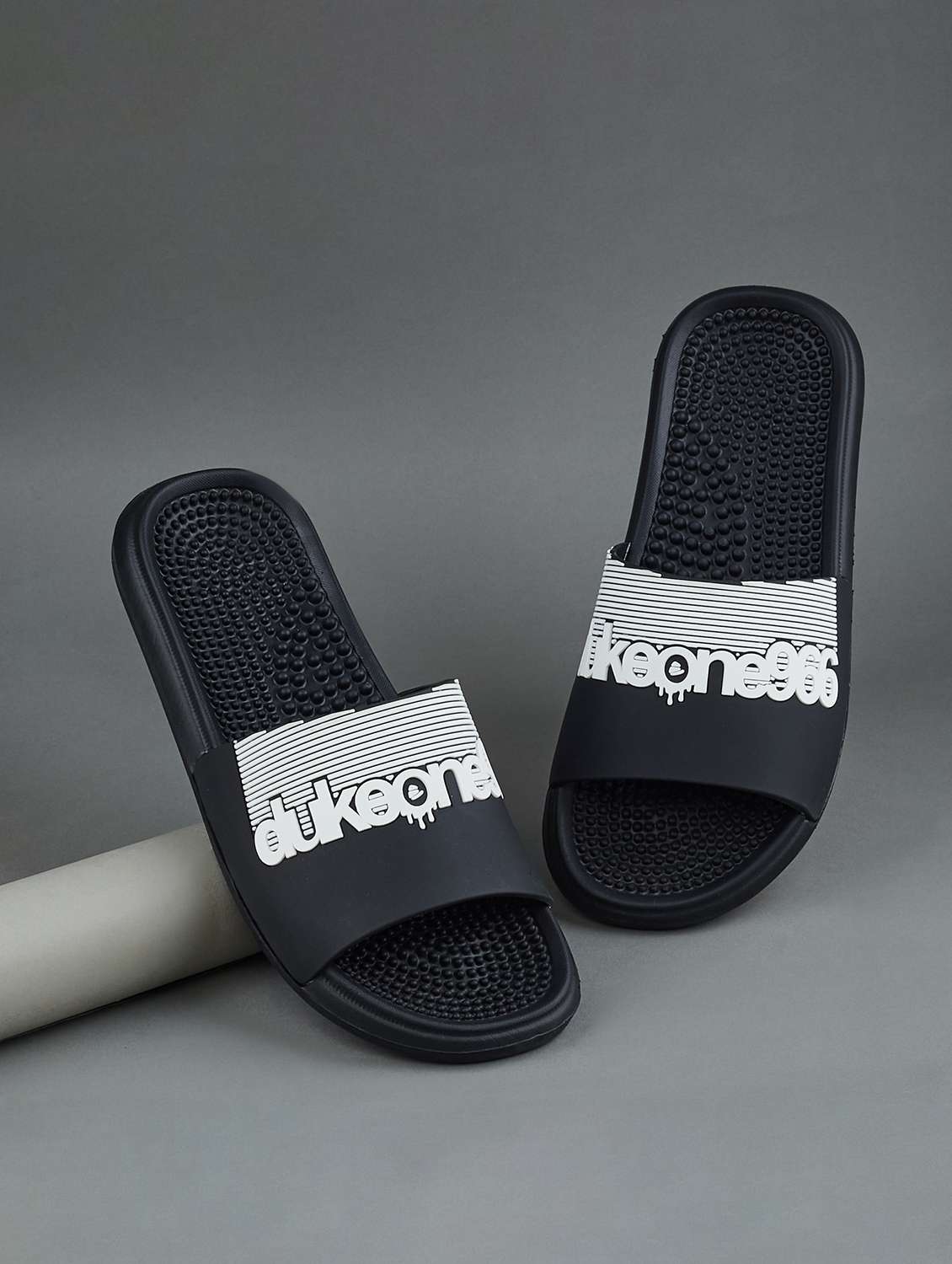 men black slider flip flop