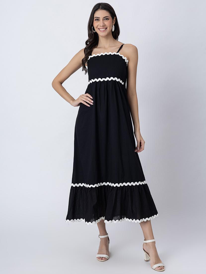 women sqaue neck solid tiered dress - 21645469 - Zoom Image - 0