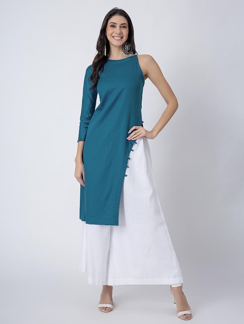 women solid boat neck front slit kurta - 21645820 -  Zoom Image - 0