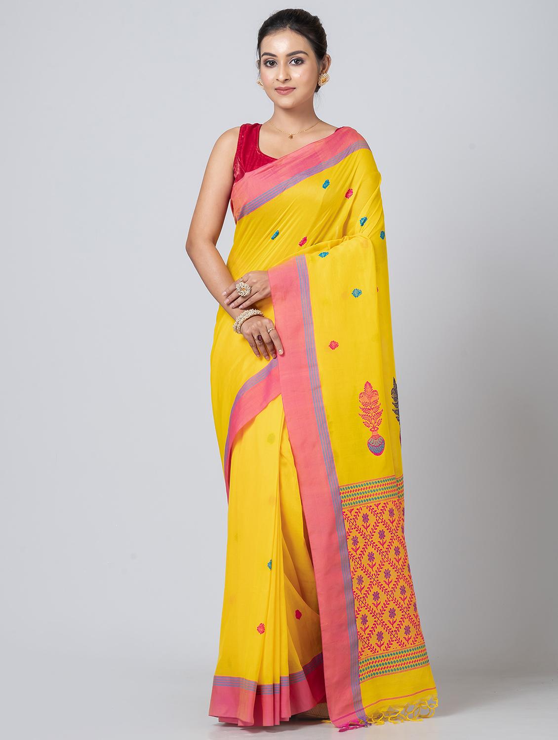 women self design handloom saree with blouse - 21648387 - Zoom Image - 0