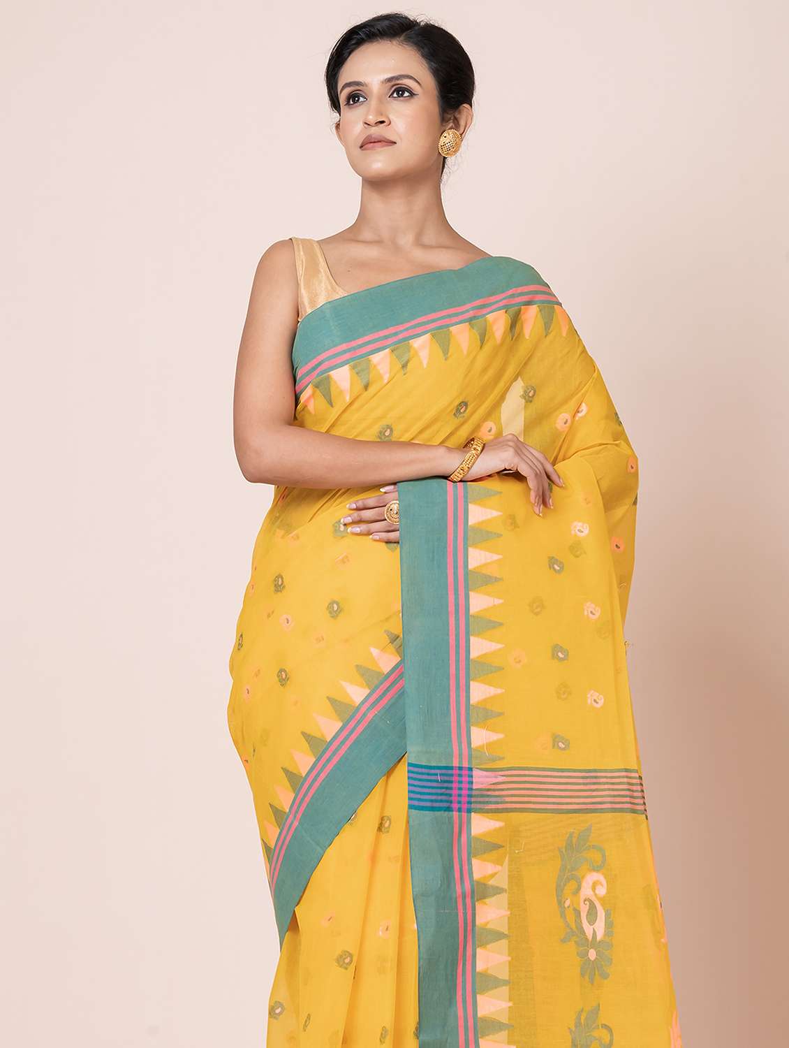 women self design handloom saree - 21648401 - Standard Image - 3