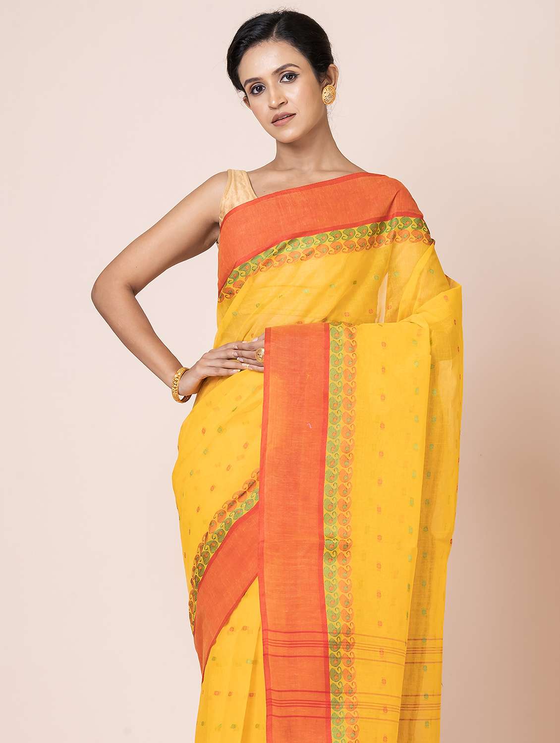 women self design handloom saree - 21648412 -  Standard Image - 3
