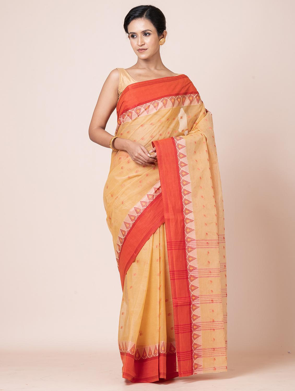 women self design handloom saree - 21648428 - Zoom Image - 0