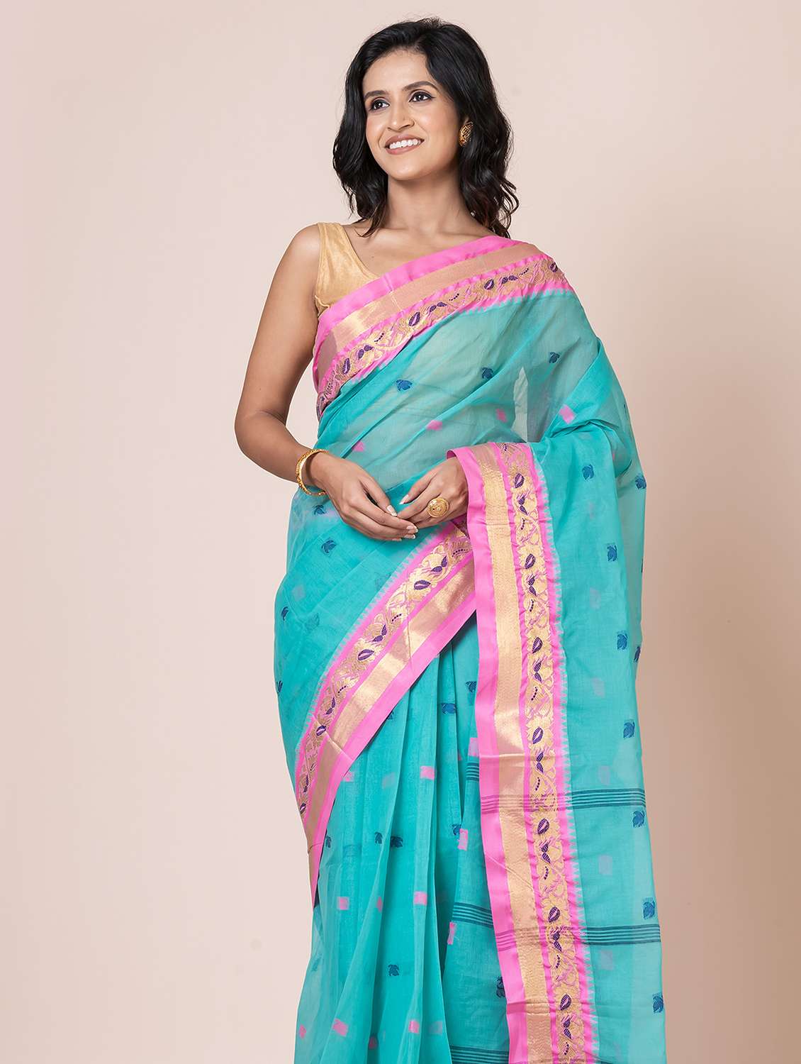 women self design handloom saree - 21648448 -  Standard Image - 3