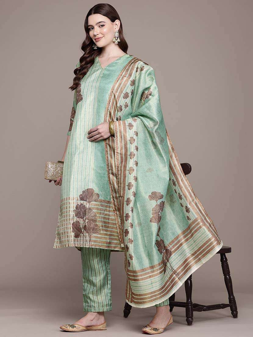 women three quarter sleeve kurta pant with dupatta set - 21648641 -  Standard Image - 3