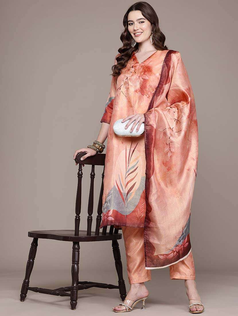 women three quarter sleeve kurta pant with dupatta set - 21648642 -  Standard Image - 3