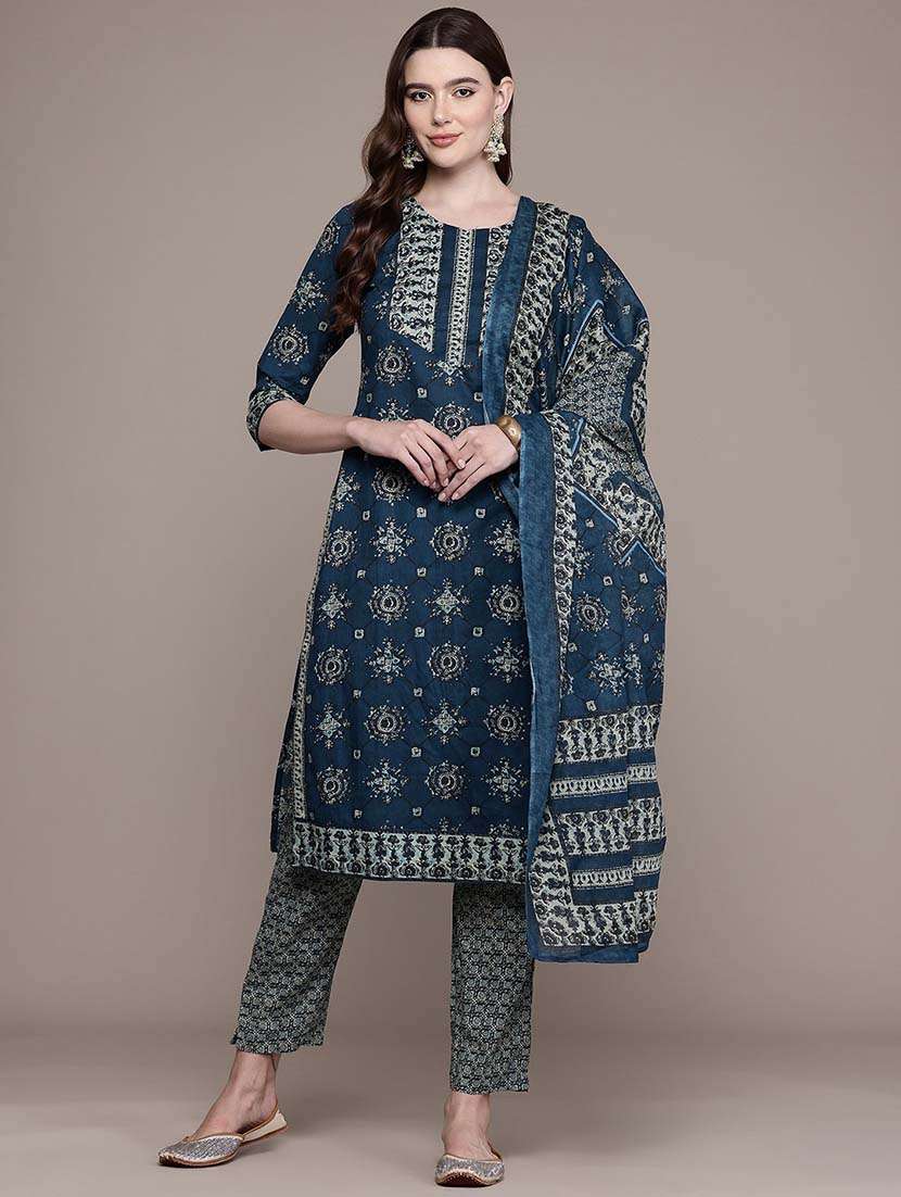 women three quarter sleeve kurta pant with dupatta set