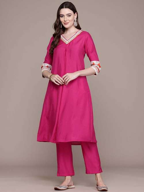 women solid lace work v neck kurta pant set - 21648661 -  Standard Image - 0