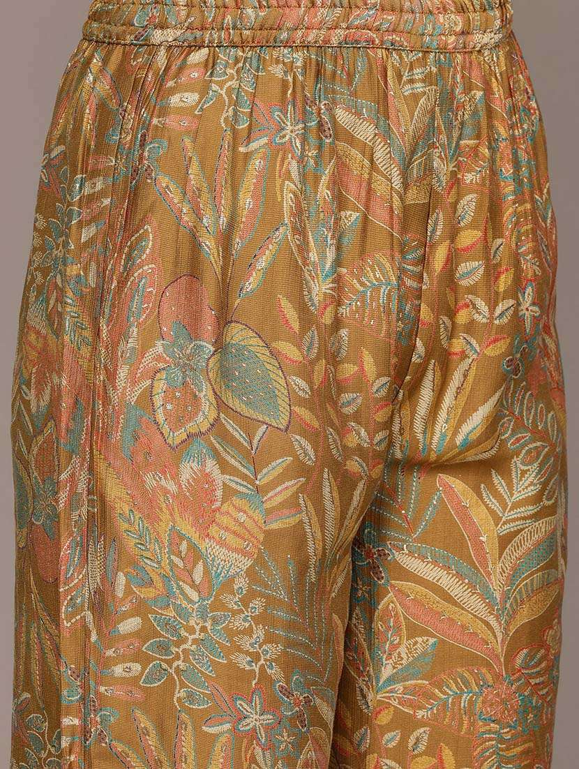 women solid v neck kurta palazzo set - 21648669 -  Standard Image - 5